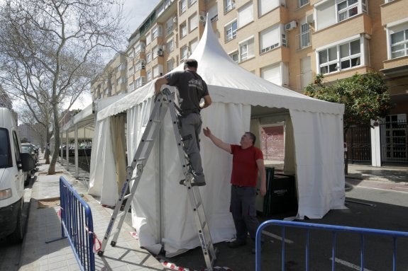 Más carpas y verbenas dan el pistoletazo de salida de la fiesta