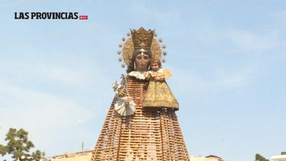 Fallas 2017 | La estructura de la Virgen de los Desamparados ya está preparada para la Ofrenda