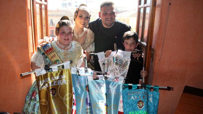 La falla Centro, premio infantil de la sección especial de las Fallas de Dénia