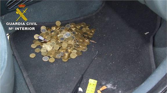 Seis detenidos por robar la recaudación de máquinas tragaperras en Santa Pola