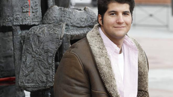 Julián Contreras Jr. enseña cuerpazo en Instagram