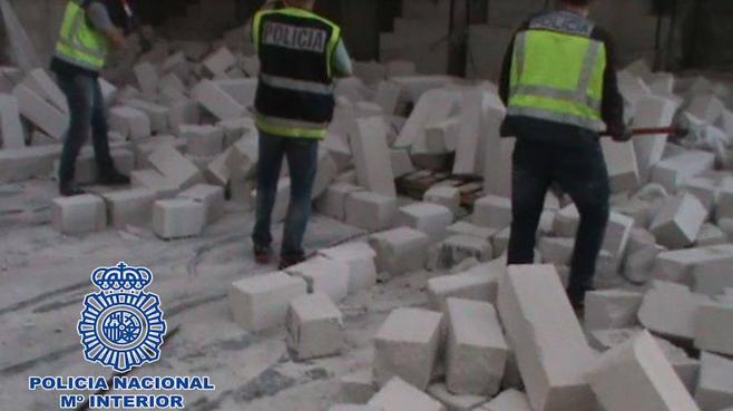 25 detenidos e intervenida más de media tonelada de cocaína oculta en el interior de falsos ladrillos refractarios