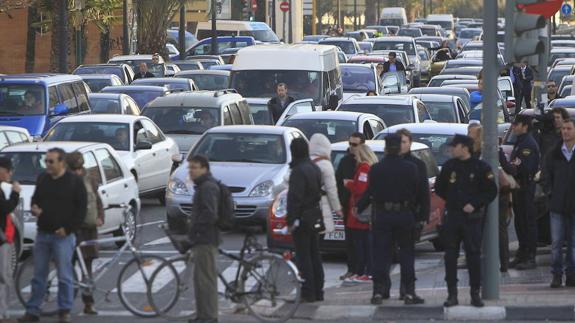 El tráfico crece en todos los accesos de Valencia pese a las restricciones