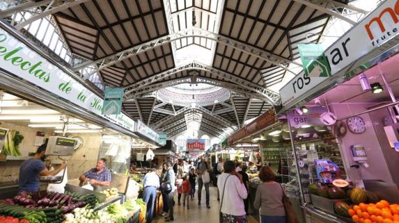 Doce mercados municipales de Valencia abrirán el Jueves Santo