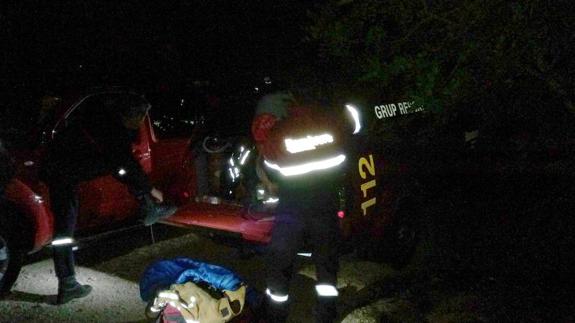 Los bomberos rescatan en la sierra de Segària a dos montañeros de Gandia