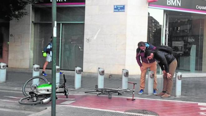 Giuseppe Grezzi, implicado en un accidente de bici