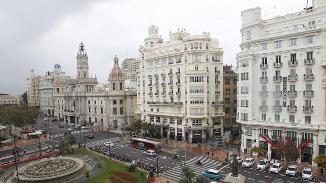 ¿Peatonalizarías la plaza del Ayuntamiento de Valencia?