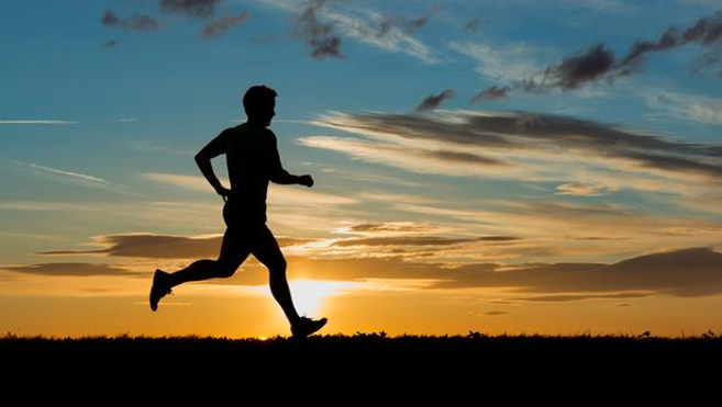 ¿A qué hora del día debería entrenar?