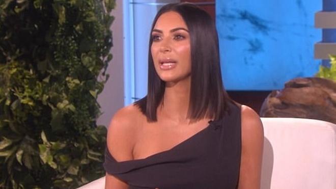 Kim Kardashian llora al narrar su asalto en París