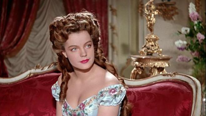 Profanan la tumba de Romy Schneider