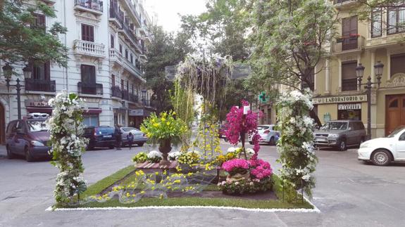 La falla Maestro Gozalbo consigue el primer premio en el concurso de las cruces de mayo