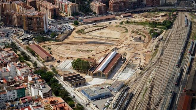 Fomento aportará mil millones en obras ferroviarias en Valencia para desbloquear el Parque Central
