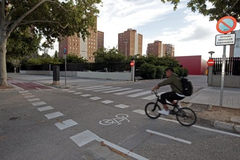 Los vehículos del parque de La Plata también sufren problemas para salir