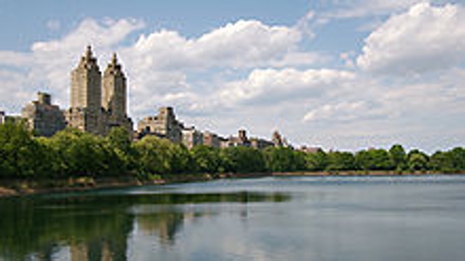 Descubren dos misteriosos cadáveres flotando en los estanques de Central Park