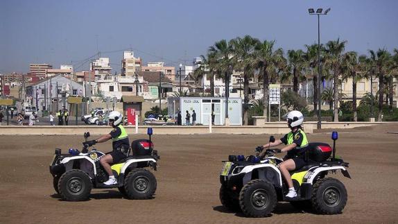 50 policías locales vigilarán las playas de Valencia para controlar conductas molestas y evitar hurtos