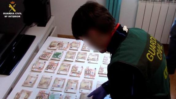 La AEPSAD investiga la implicación de deportistas federados en una trama desmantelada