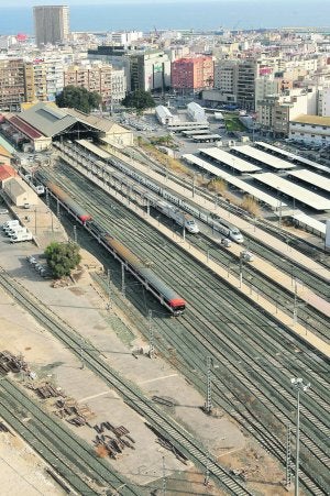 Desbloqueada la operación financiera para la llegada del AVE a Alicante