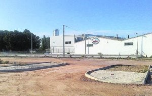 Infraestructuras acondiciona los aparcamientos de la línea de metro a Ribarroja